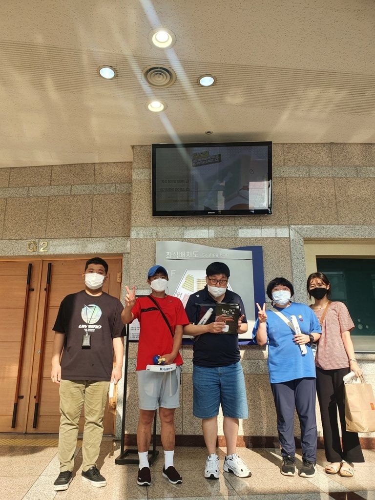 <7월 공연관람> 연극 헬렌앤미 